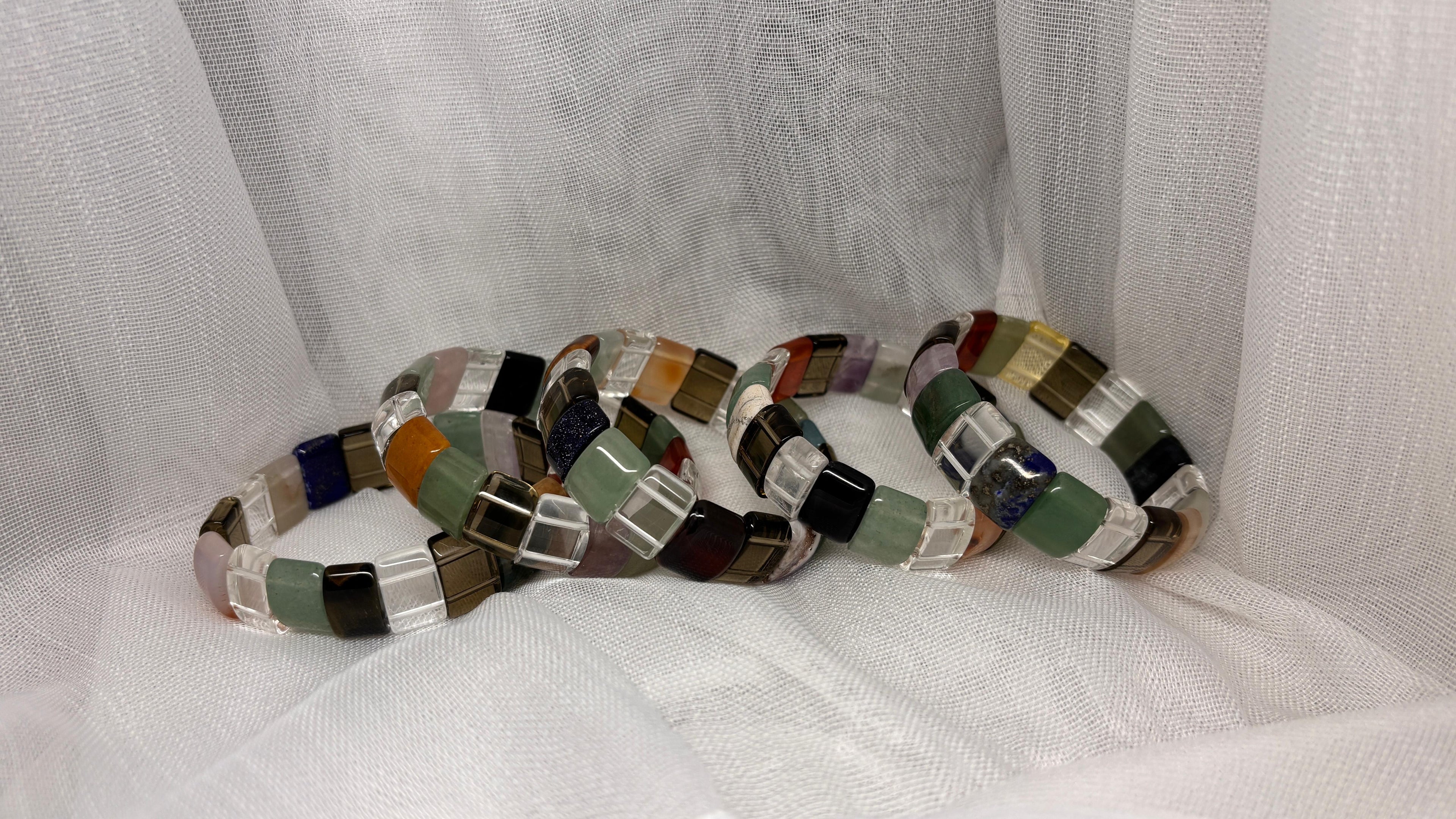 Armband aus natürlichen Edelsteinen - Chakra Armband